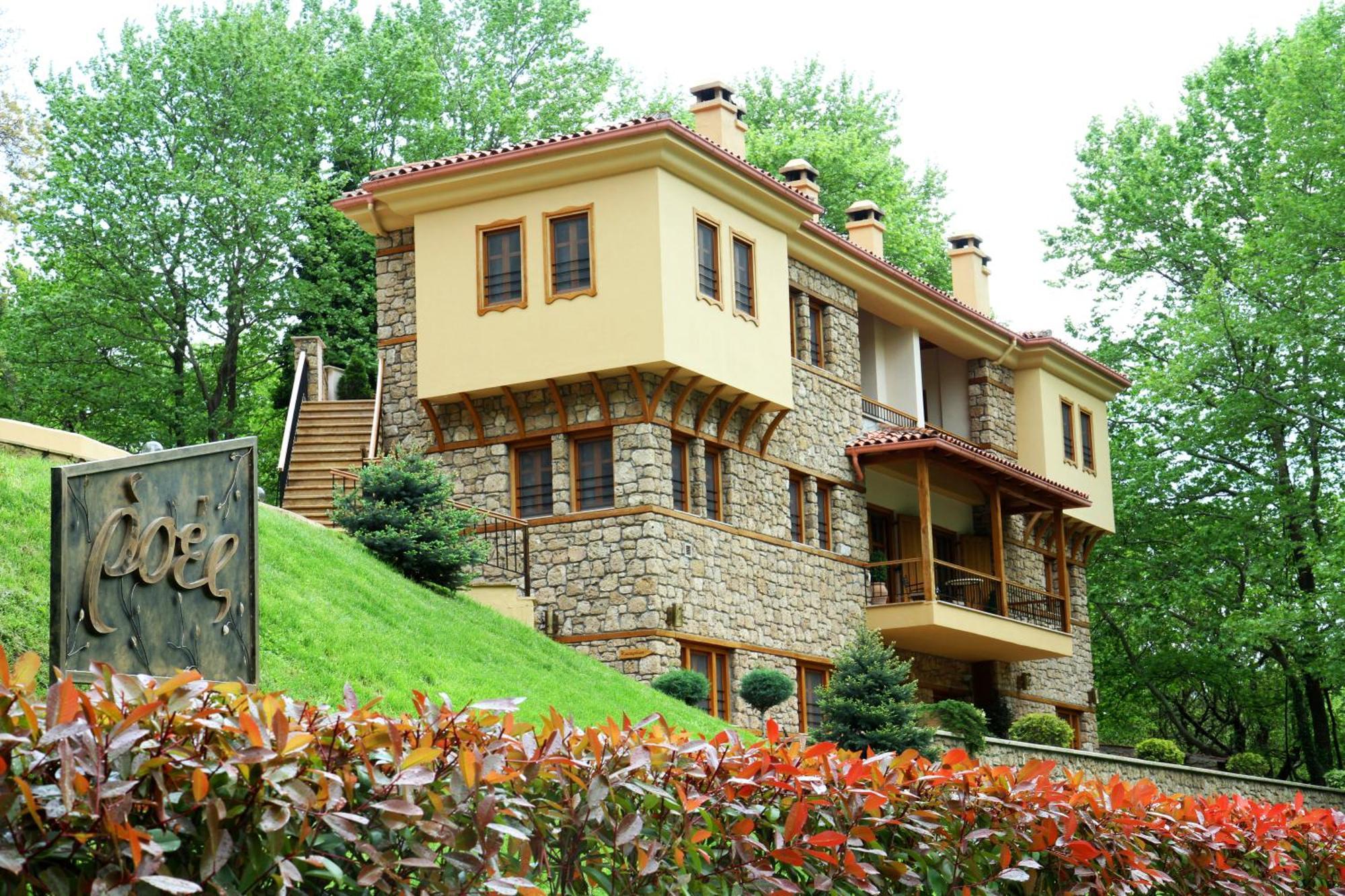 Roes Suites Káto Loutrákion 외부 사진