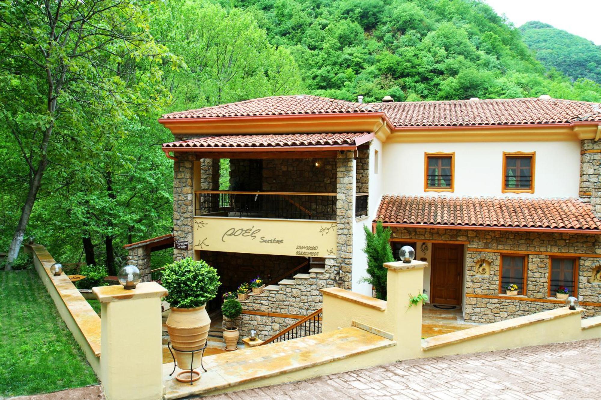 Roes Suites Káto Loutrákion 외부 사진
