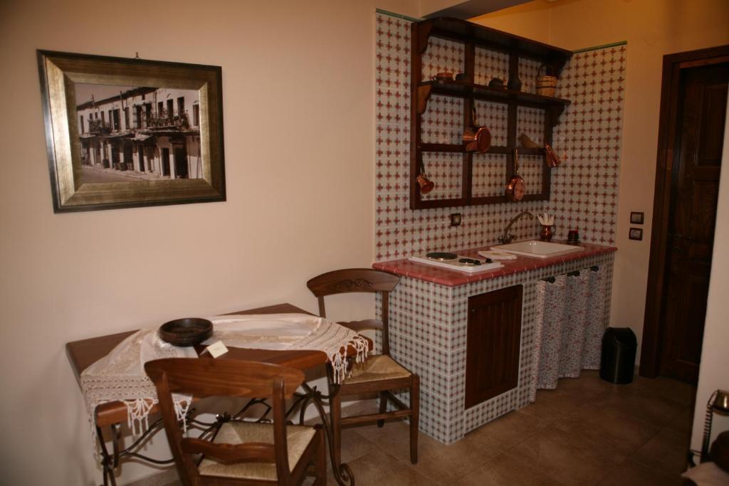 Roes Suites Káto Loutrákion 외부 사진